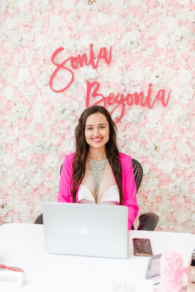 Best-fashion-blogger-office | Sonia Begonia Best Fashion Blogger Office Inspiration Ideas