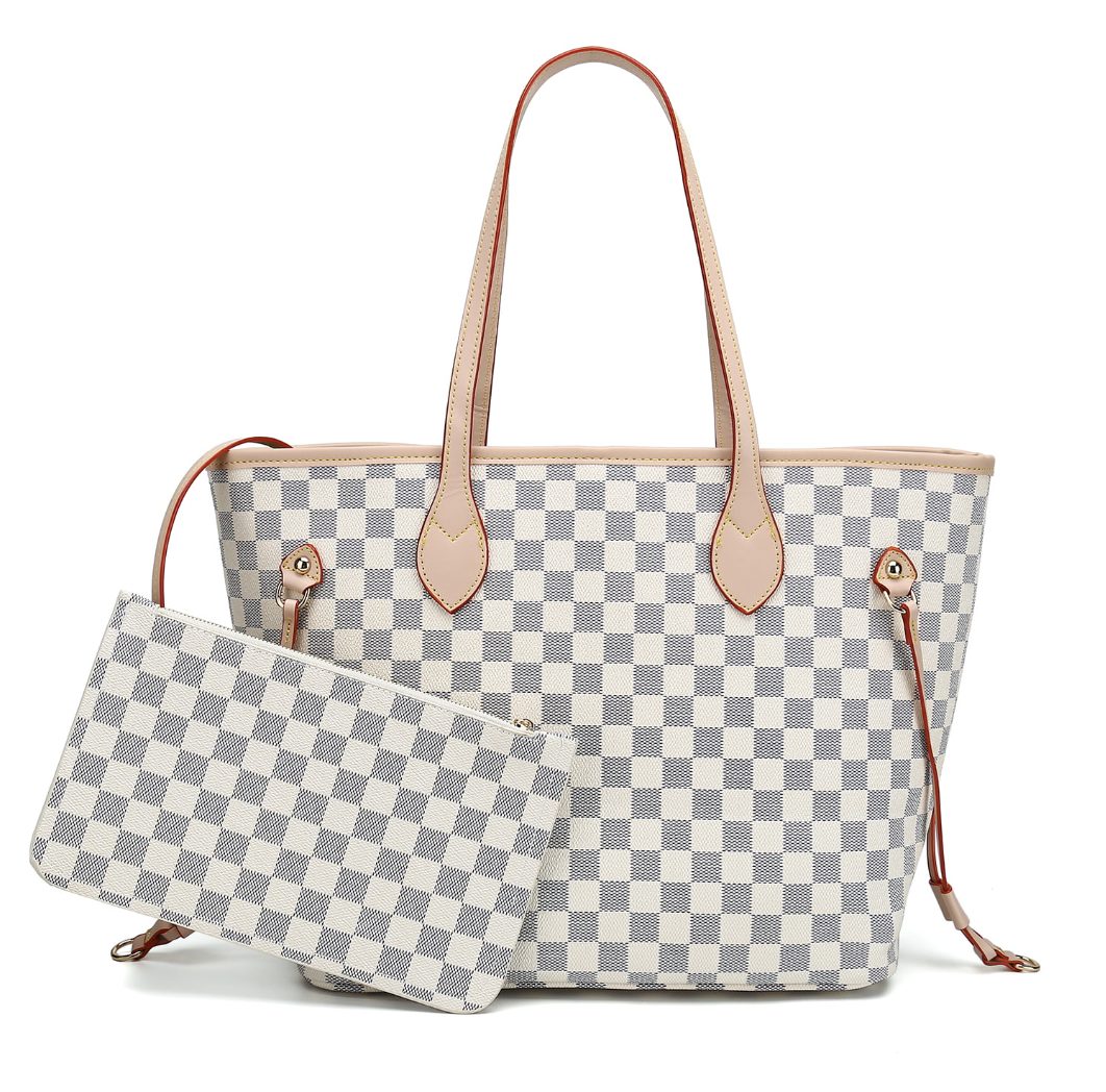 Totes-look-expensive | Sonia Begonia Tote Looks Luxury