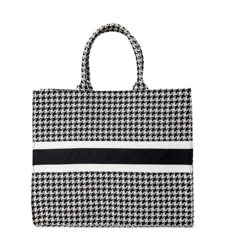 Christian-dior-book-tote-bag-looks-for-less | Sonia Begonia Christian Dior Book Tote Bag Looks for Less