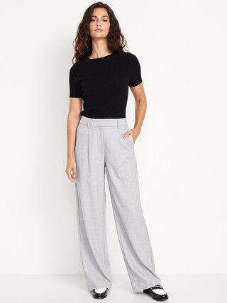 Old Navy extra high waisted Taylor wide leg trouser pants, an Aritzia Effortless pants alternative