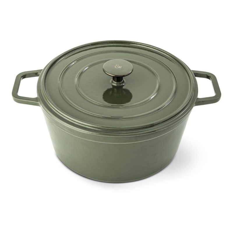 Thyme and Table 5.3 quart enameled cast iron Dutch oven in Moss green