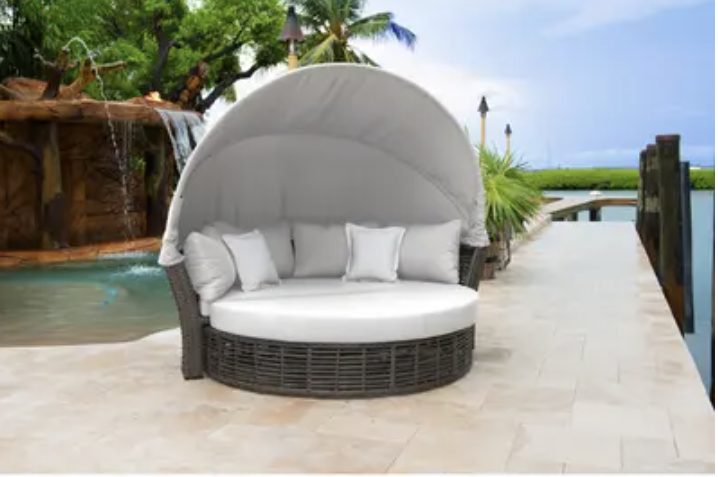 Round Outdoor Canopy Daybeds