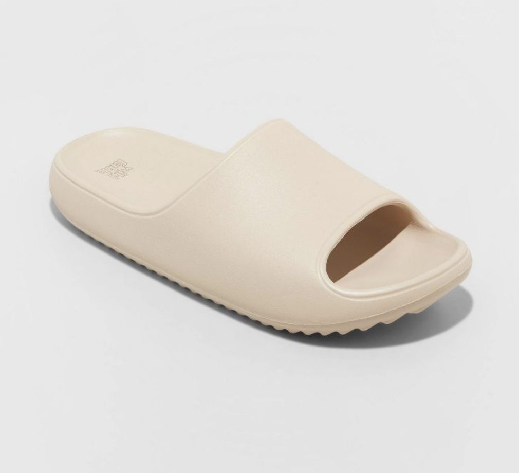 Yeezy Slides Looks for Less
